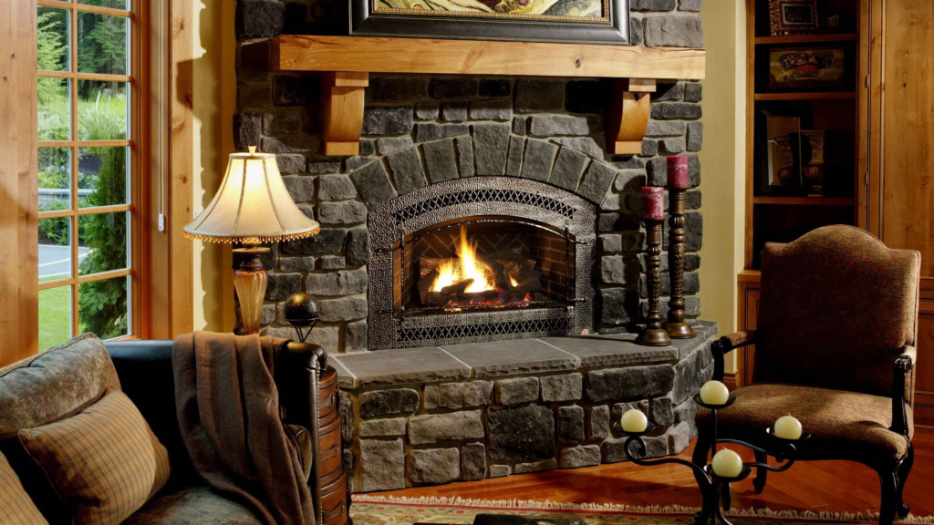 Чем топить камин