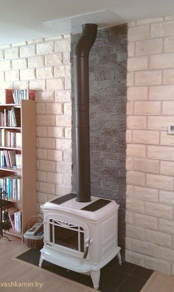 Печь-камин Bradford Эмаль Invicta